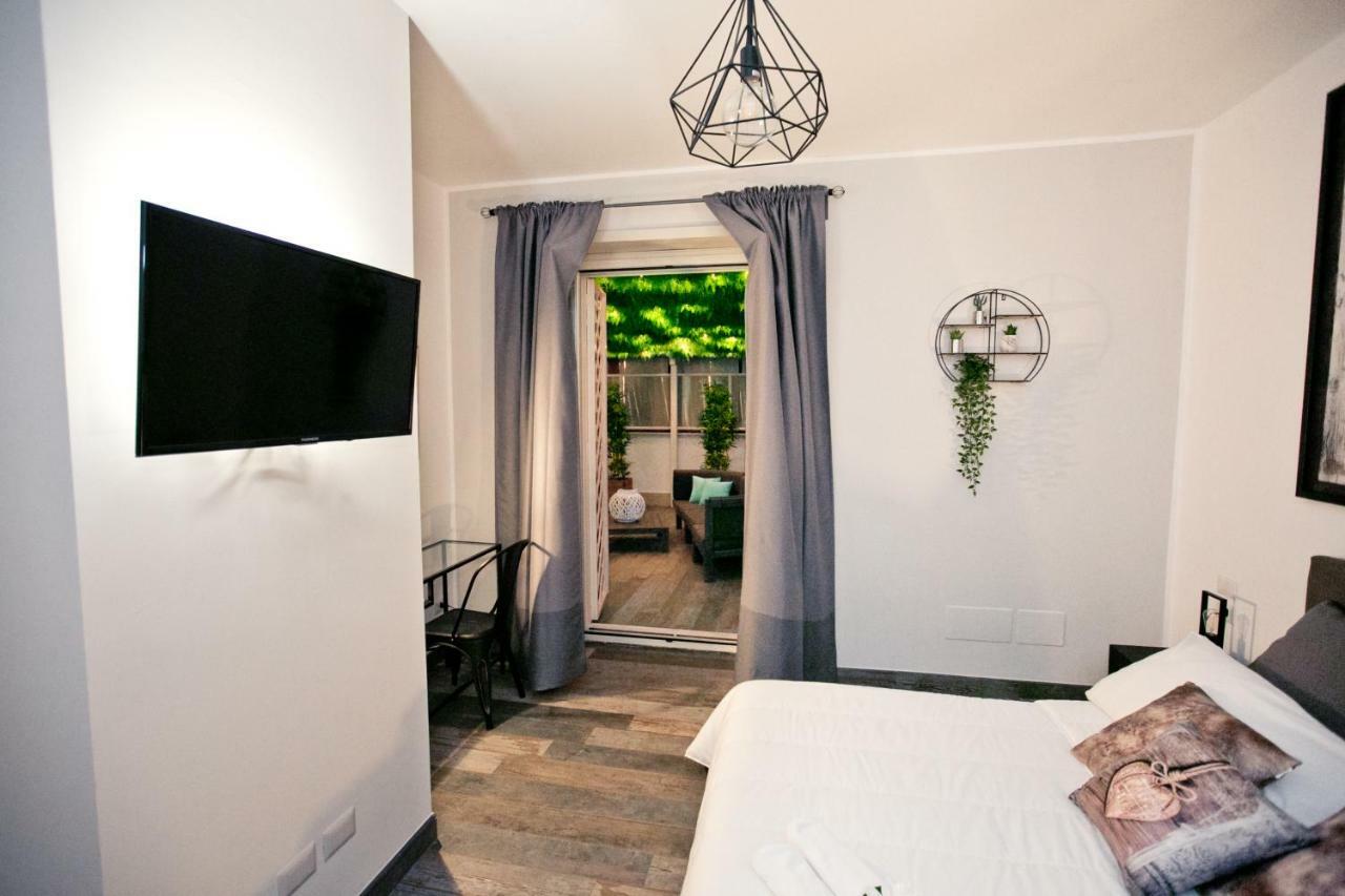 La Terrazza Di Giulia Hotel Lido di Ostia Eksteriør billede
